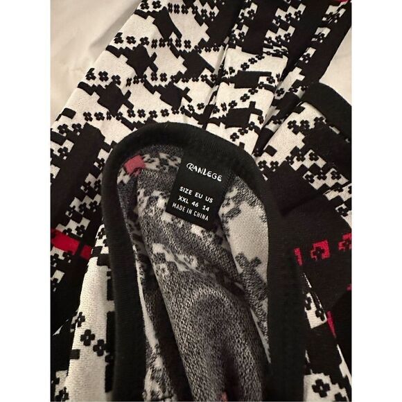 Two piece plaid open front jacket, casual contrast, trim. Pull on skirt with str - Picture 5 of 16